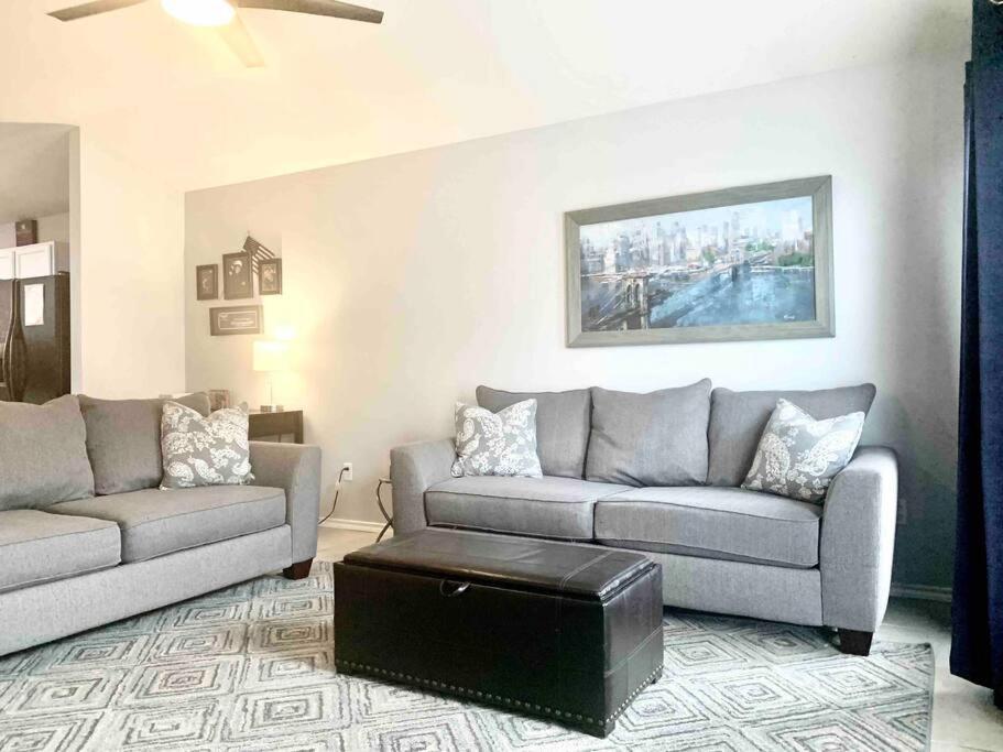 Modern Updates - Great Location - King Bed- Bmt 샌안토니오 외부 사진